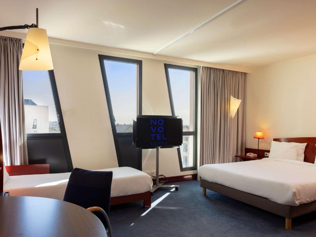 image of hotel Novotel Suites Marseille