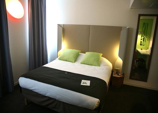 imagen del hotel Campanile Bordeaux Centre